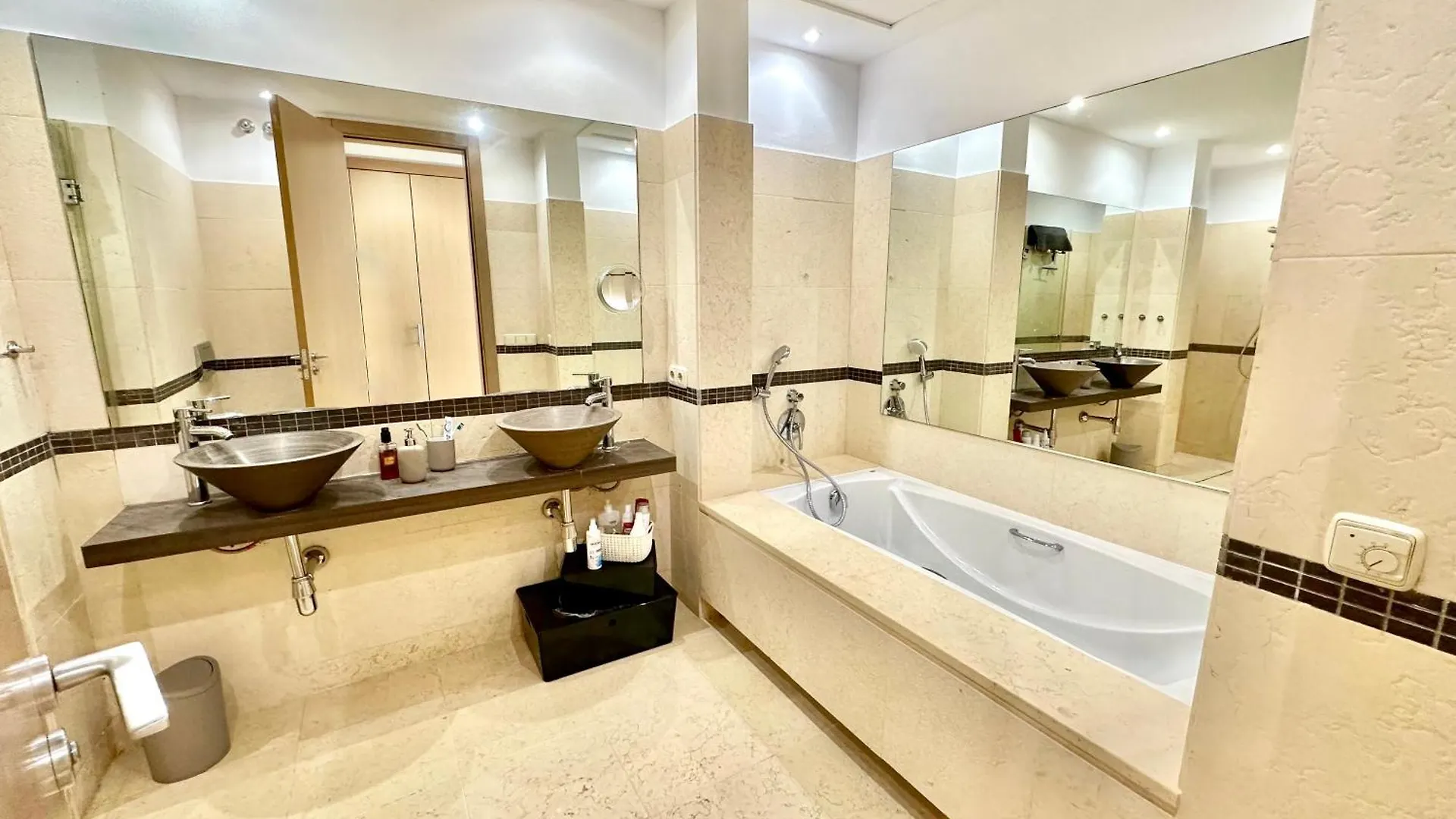 Los Monteros Dreams Marbella Apartment 0*,  Spain